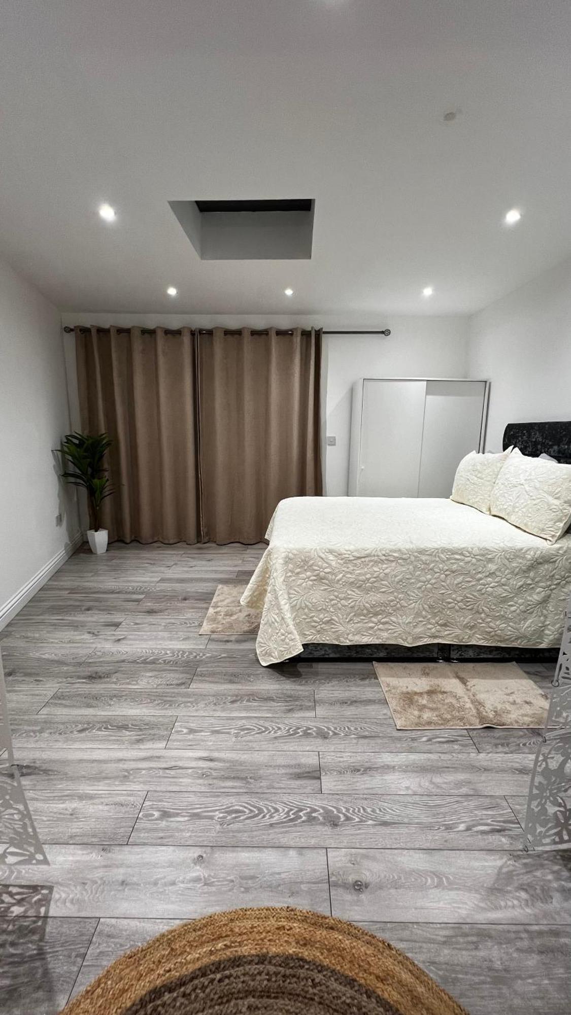 Apartamento Charming Bedroom Flat